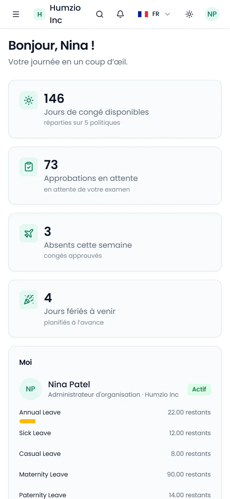 Tableau de bord Humzio affichant les soldes de congés, les validations en attente et les absents du jour